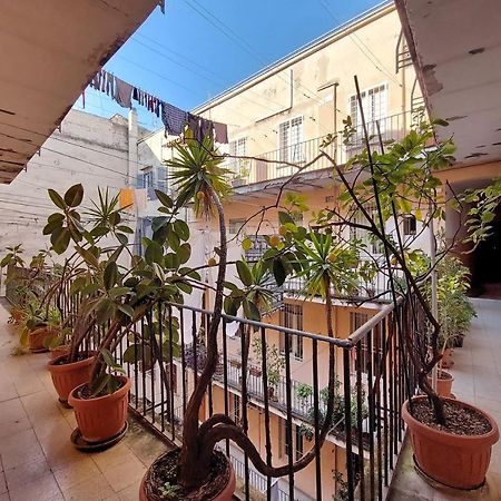 Domus Lou Elegante Appartamento In Trastevere Roma Exteriér fotografie