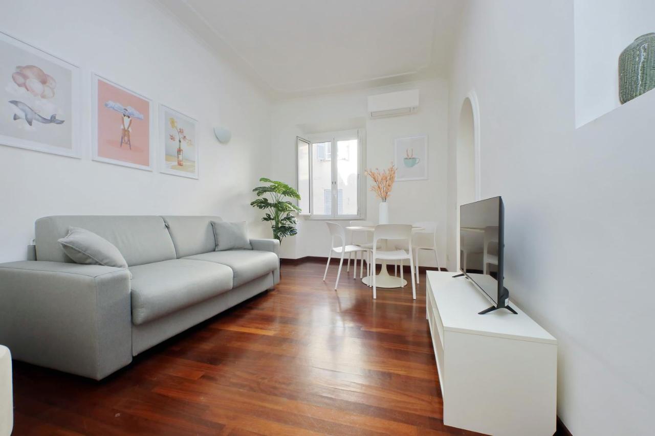 Domus Lou Elegante Appartamento In Trastevere Roma Exteriér fotografie