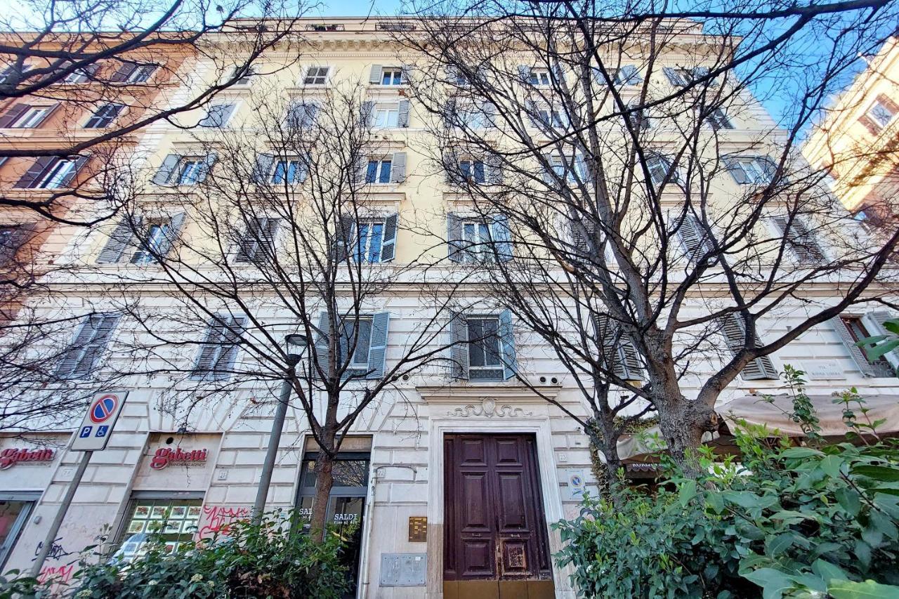 Domus Lou Elegante Appartamento In Trastevere Roma Exteriér fotografie